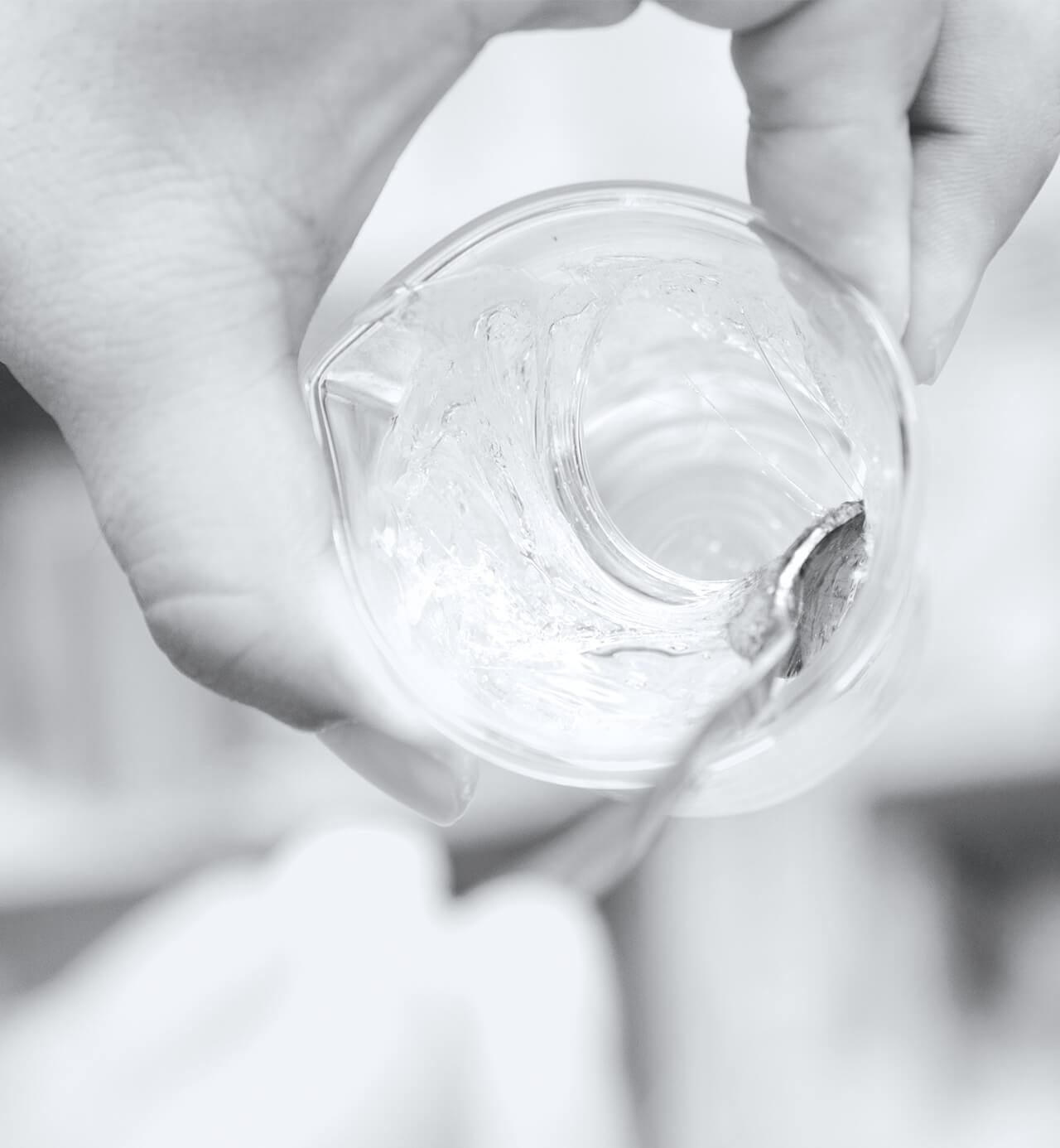 chúng tôi không ngừng nỗ lực phát triển các giải pháp keo dán tiên tiến