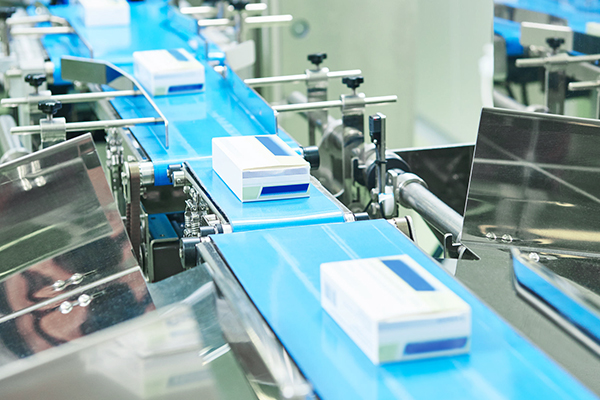 ứng dụng keo DY trong sản xuất vỏ sản phẩm và bìa catong